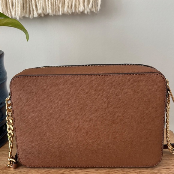 Michael Kors Jet Set Item  EW Crossbody - Picture 10 of 14